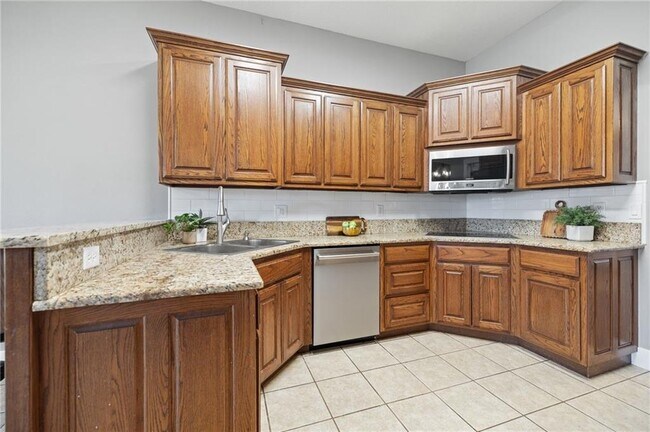 Building Photo - 1406 N Latisha Ln