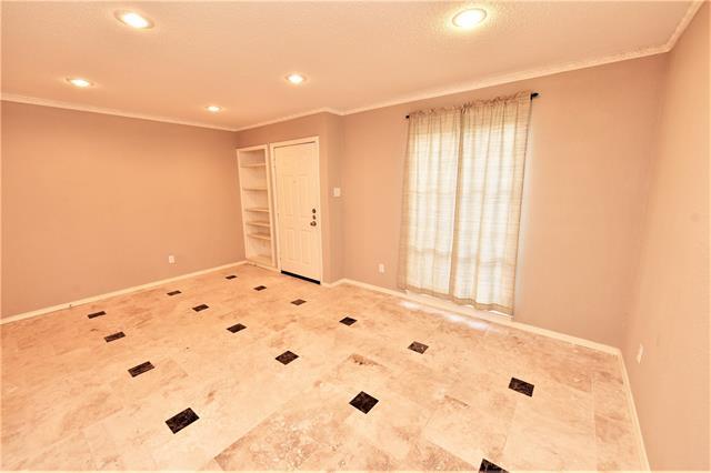 Foto del edificio - 9832 Valley Meadow Ct