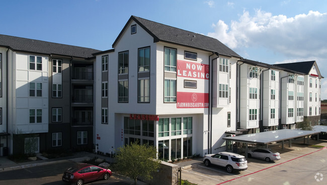 Building Photo - Farmhouse Apartments