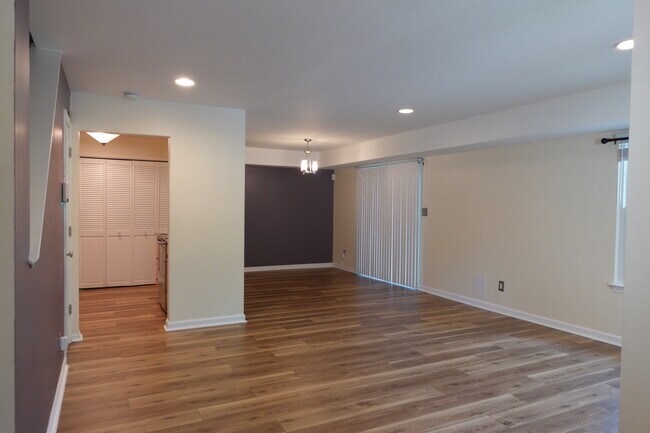 Foto del edificio - 3001 N Dale Ct