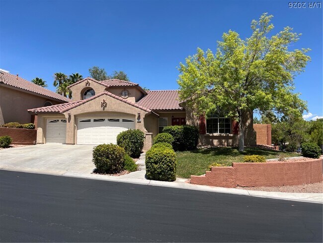 Building Photo - 11000 Pine Knolls Ct