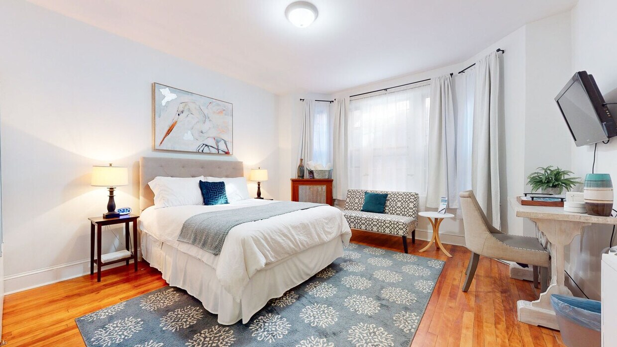 Foto principal - 1253 Beacon St