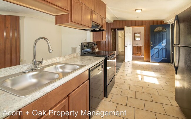 Building Photo - 1 br, 1 bath House - 615 Bellhaven St. Unit B