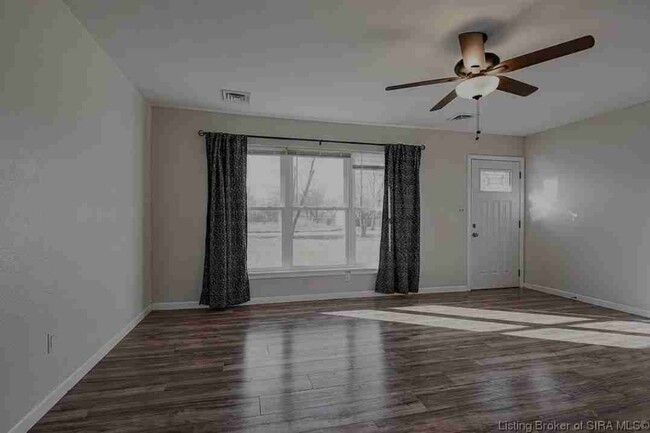 Building Photo - 465 Morgan Dr