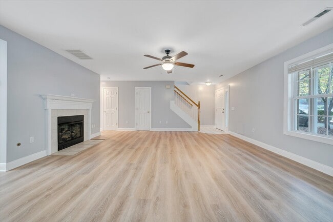 Building Photo - 575 Oak Tree Blvd NW