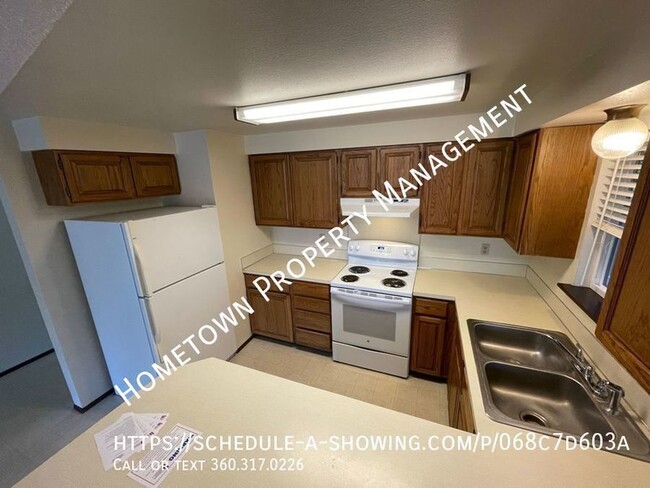 Building Photo - Two Bedroom 1 Bath Home in Olympia-Availab...