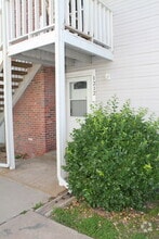 Building Photo - 1717 S Cypress St