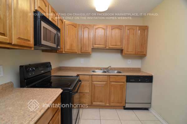 Foto del edificio - 912 Skyview Dr