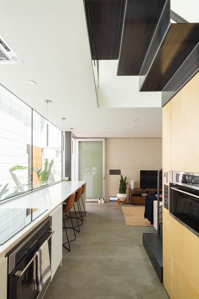 Foto del edificio - 818 W McKinley St