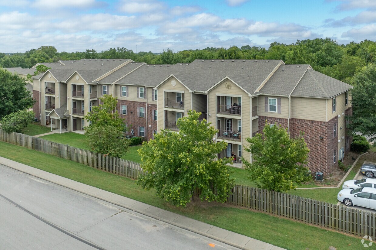 Primario - Rolling Meadows Apartments