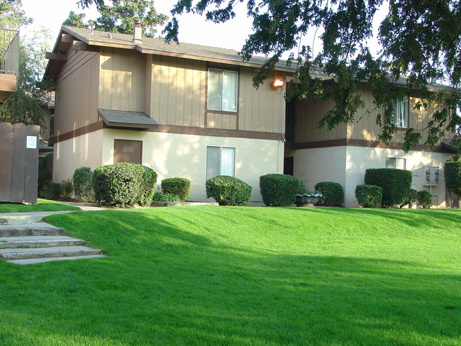 Building Photo - Cedar Woods Apartments