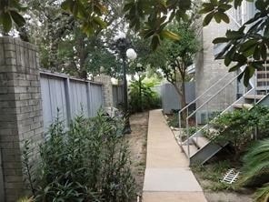 Foto del edificio - 7400 Bellerive Dr