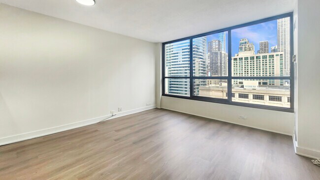 Building Photo - 405 N Wabash Ave