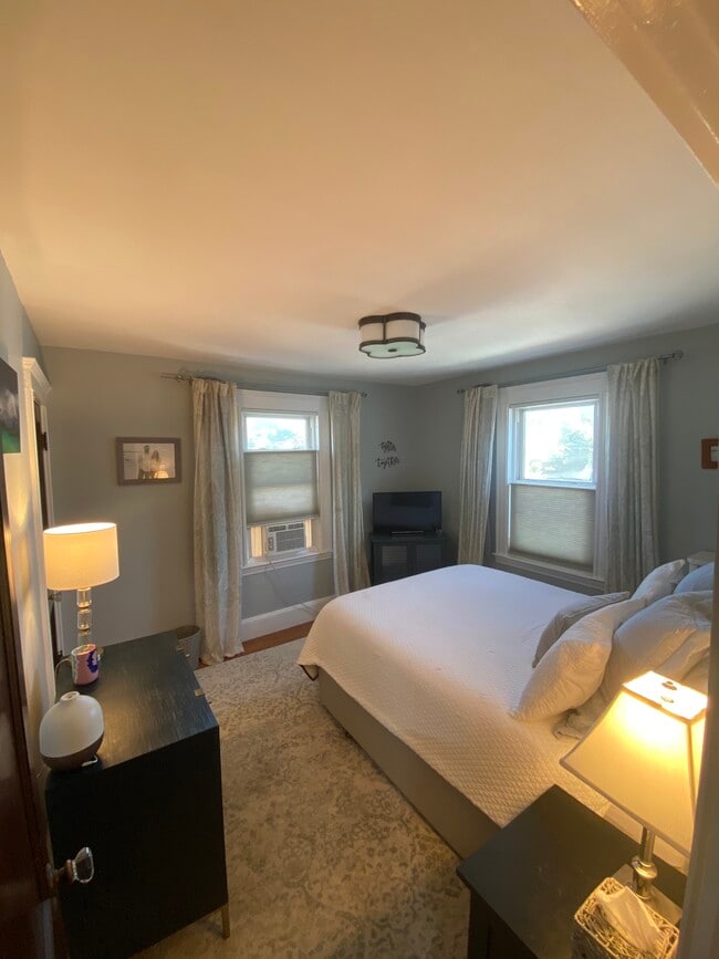 Photo - 136 Audubon Rd House