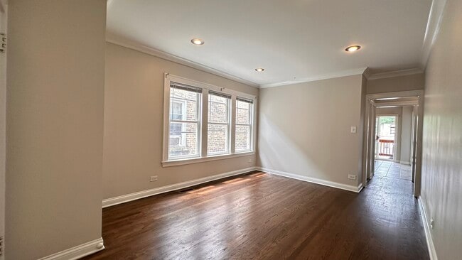 Building Photo - 5632 N St Louis Ave