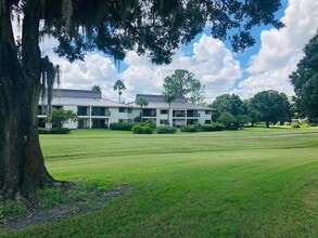 Building Photo - 29129 Bay Hollow Dr