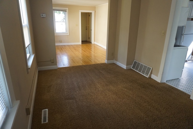 Building Photo - Single Family House Close to U of M Campus