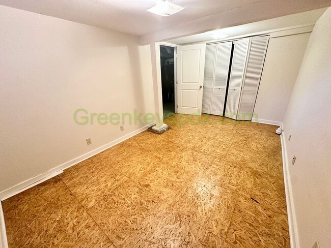 Building Photo - 3 Bed 1 Bath Unit in Ne Portland