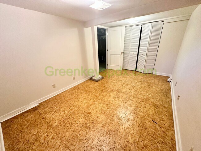 Foto del edificio - 3 Bed 1 Bath Unit in Ne Portland