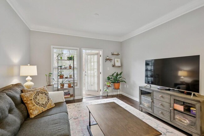 Foto del edificio - 1221 Westchester Ridge NE