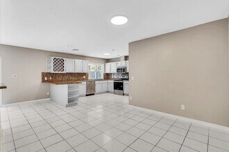 Building Photo - 6144 Royal Lytham Dr