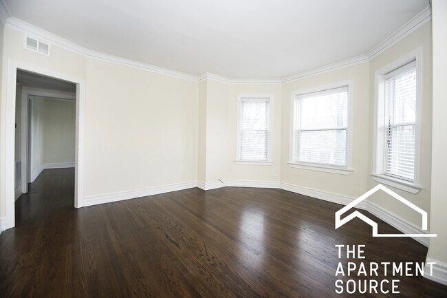 Foto del edificio - 3703 N Hoyne Ave