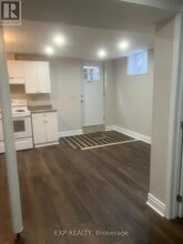 Building Photo - 14 Griffiths Dr