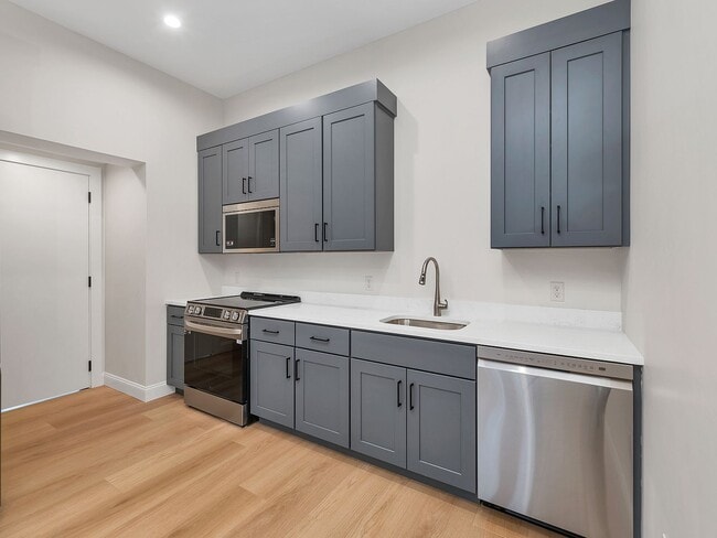 Foto del edificio - 177 N Main St