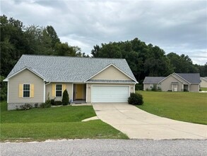 Building Photo - 149 Copper Creek Dr