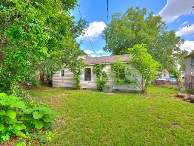 Foto del edificio - 3304 SE 19th St