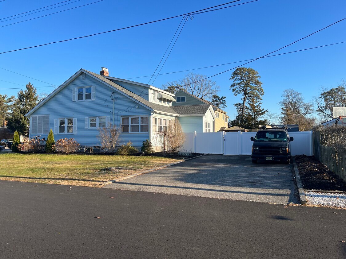 500 Barnegat Blvd Unit B, Beachwood, NJ 08722 Apartments in Beachwood