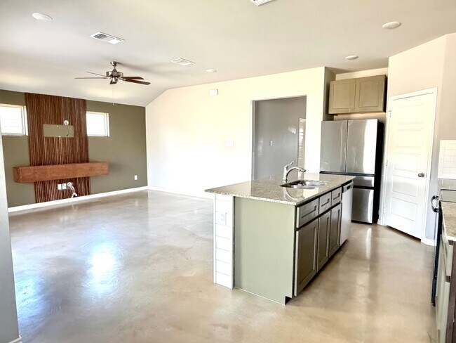 Foto del edificio - 1459 Dryden Ave