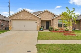 Building Photo - 1417 Briar Hl Dr
