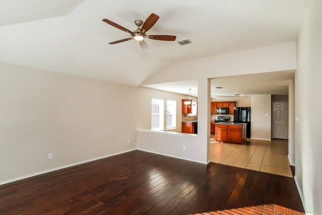 Foto del edificio - 110 Comanche Trail