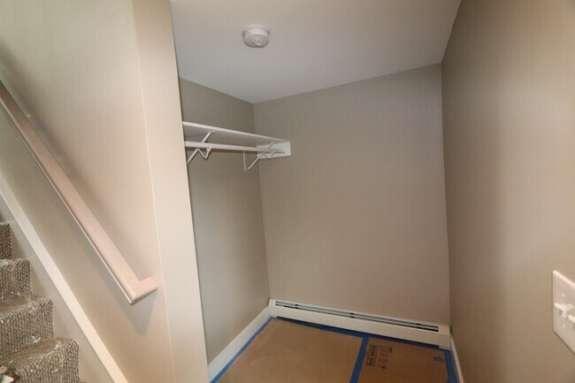 Building Photo - 514 Haley Rd