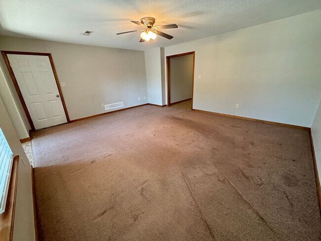 Foto del edificio - 2 Bedroom 2 bathroom in Grain Valley!