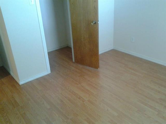 Foto del edificio - 609 Willow Way