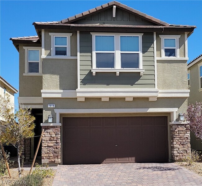 Building Photo - 2818 Frabiele St