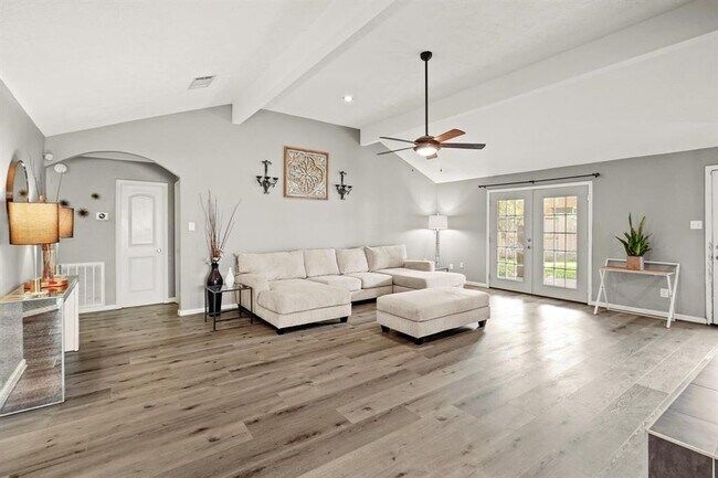 Building Photo - 2174 Fort Laramie Dr