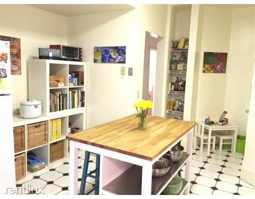 Building Photo - 31 Linden Pl