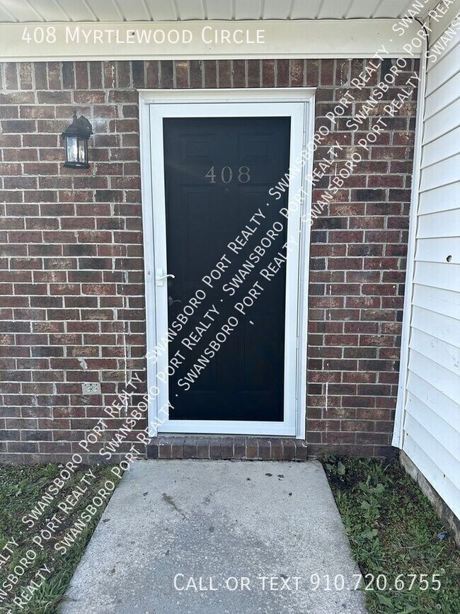 Foto del edificio - 408 Myrtlewood Cir