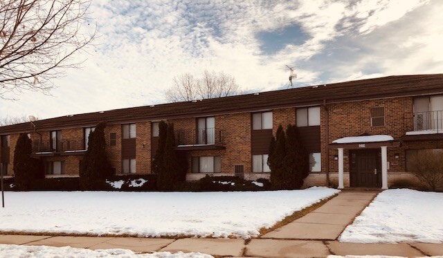 Building Photo - 9401 W Calumet Rd