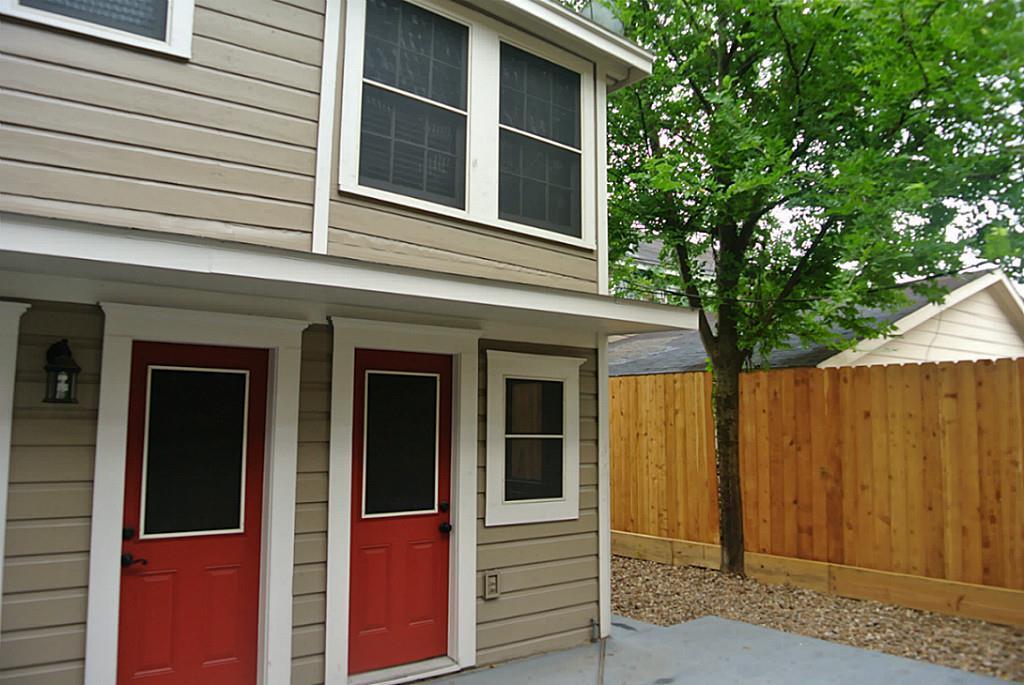 Primary Photo - 4410 Pease St