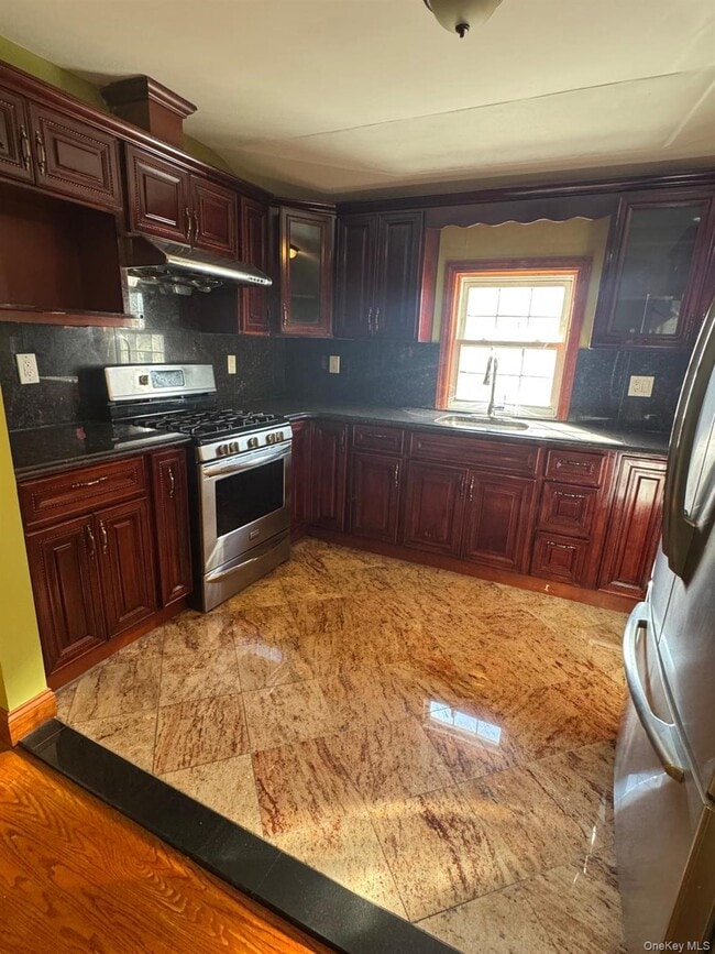 Foto del edificio - 85-19 239th St