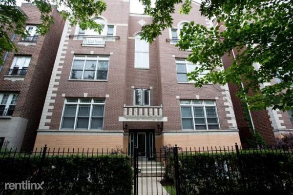 Primary Photo - 4231 N Kenmore Ave
