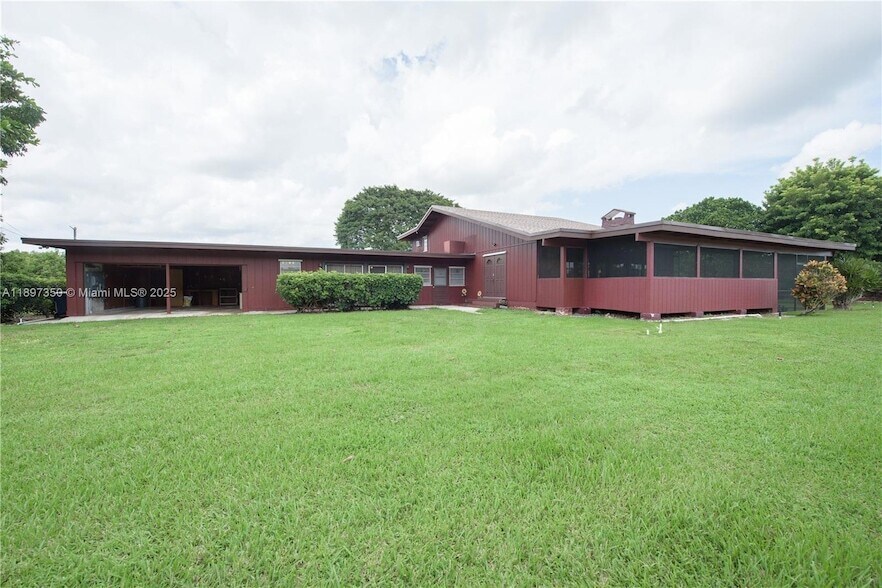 Foto principal - 19365 SW 256th St