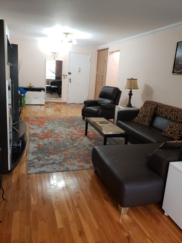 Foto del edificio - 820 Ocean Pkwy