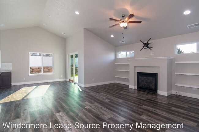 Foto del edificio - 3 br, 2 bath House - 1727 S Sundance Dr