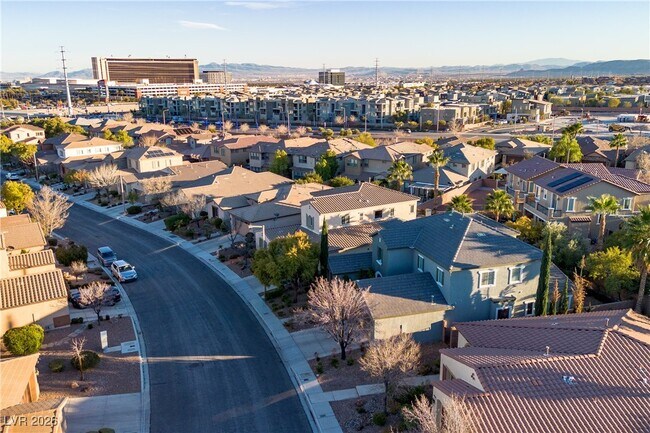 Foto del edificio - 11309 Jasper Grove Ave