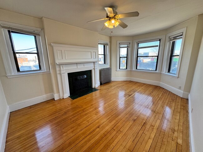 Foto del edificio - 439 Cambridge St